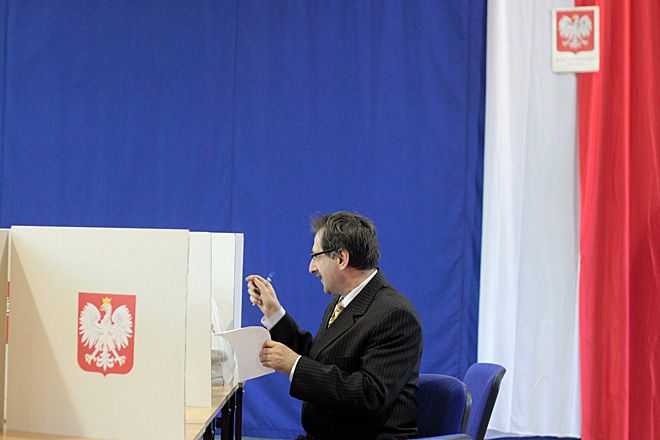 Eurowybory: PKW podała frekwencję z 17:30, Dominik Gajda