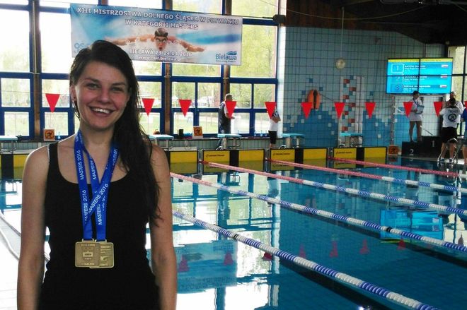 Pływanie: 4 złote medale A. Bieniak, Materiały prasowe