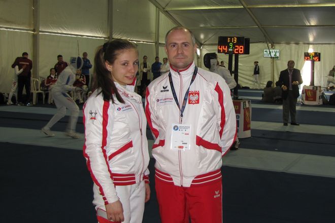 Anna Mroszczak z trenerem, Arturem Fajkisem