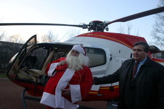 Na Smolnej wylądował helikopter ze Świętym Mikołajem