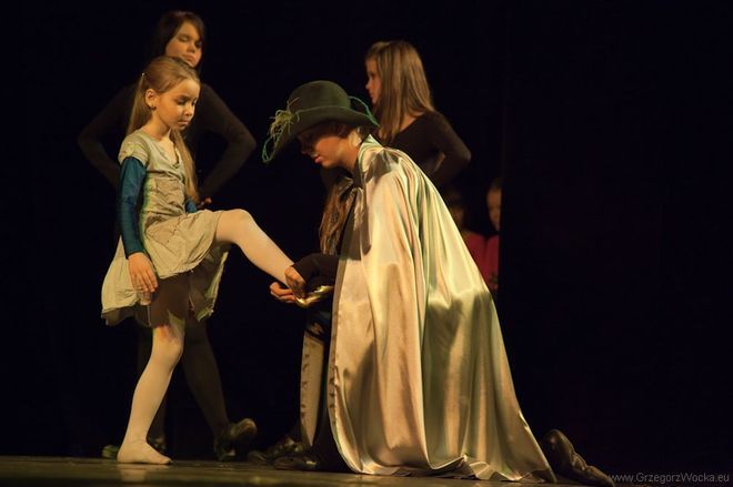 Fairy Dance: baśń opowiedziana muzyką i tańcem, Grzegorz Wocka